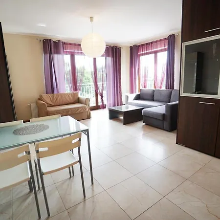 Apartament Fioletowy Apartment Swinoujscie