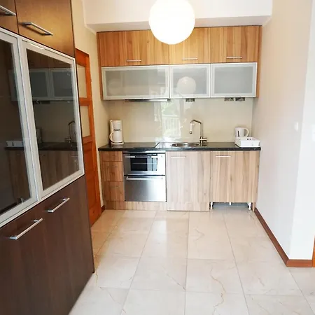 Apartament Fioletowy Apartment *